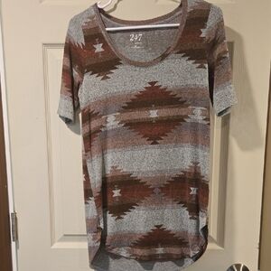 Maurices Gray and Brown Patterned Short Sleeve Top